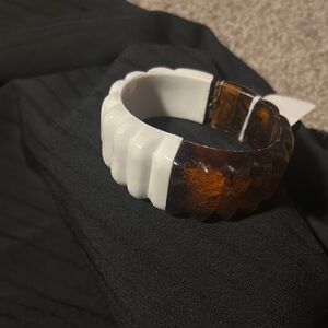 Two-Tone Chunky Bracelet with Hinge